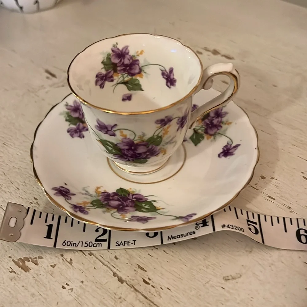 Vintage Stanley England fine bone china small violet teacup and saucer - Picture 7 of 8